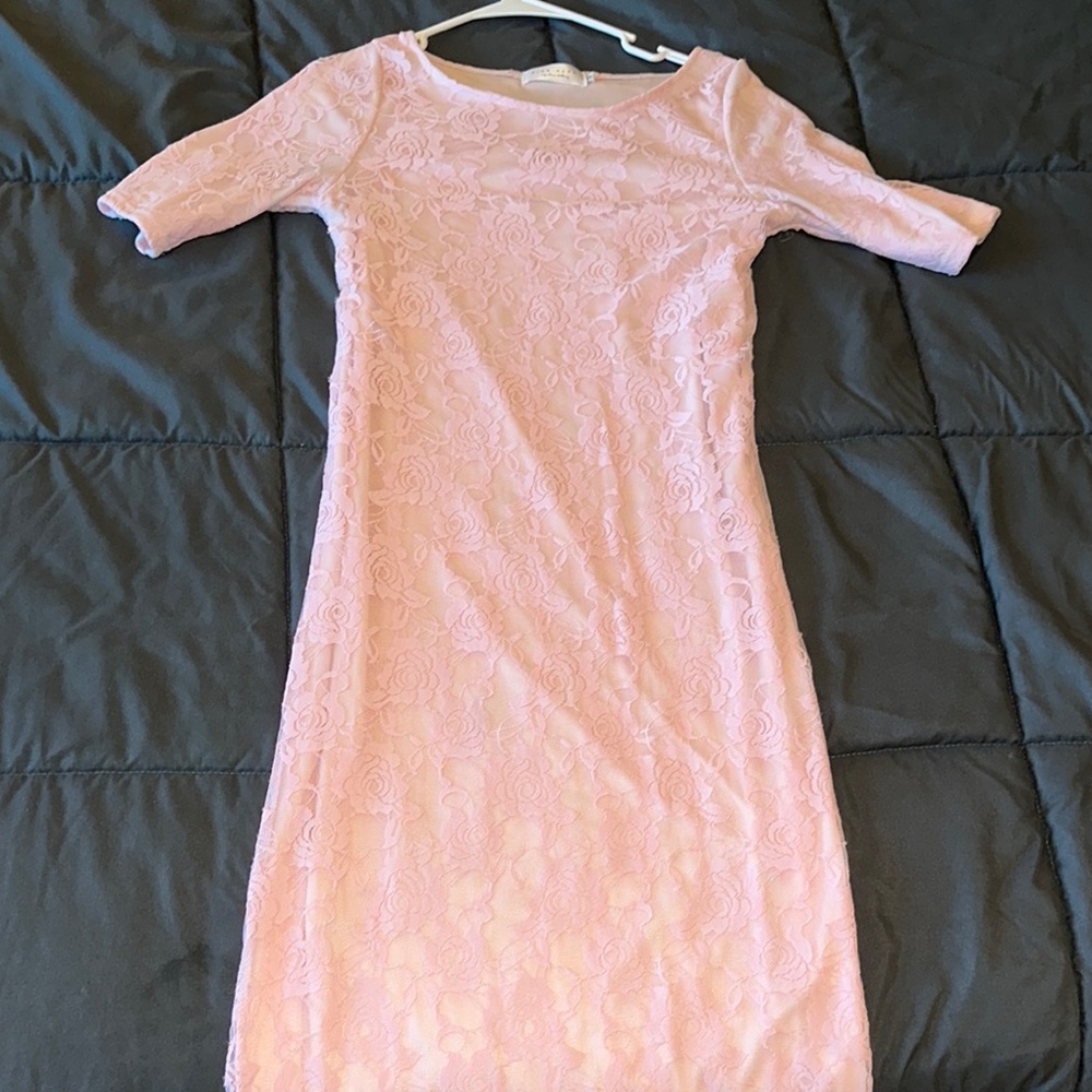 Women’s Size Small Sign Here Pink‎ Lace Pencil Dress